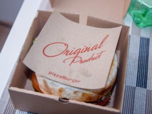 PizzaBurger Balenie 2